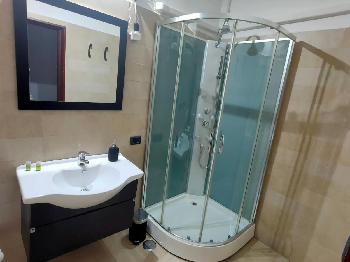 Central Wellness Suite บารี ภายนอก รูปภาพ